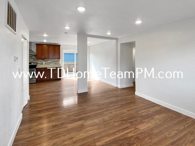 Photo - Charming 3-Bed Home with Granite Counterto...