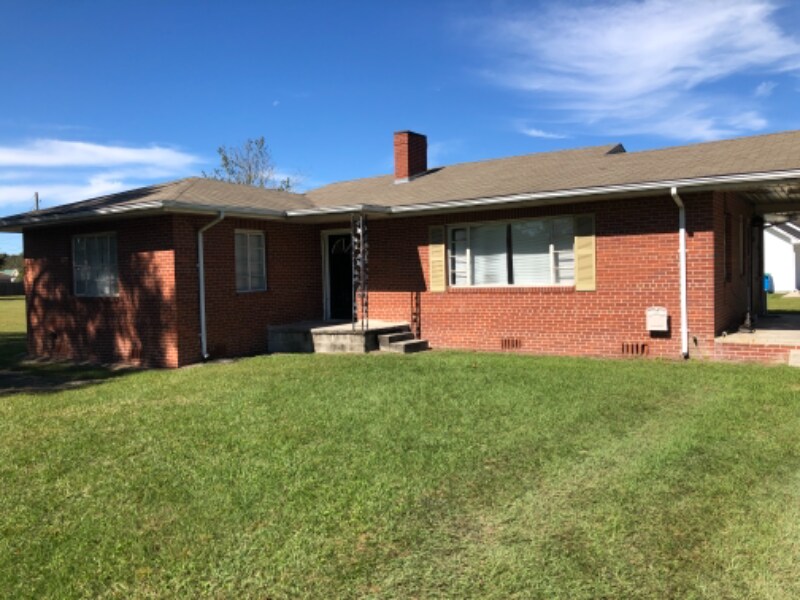 Photo - 440 Wisenbaker Rd