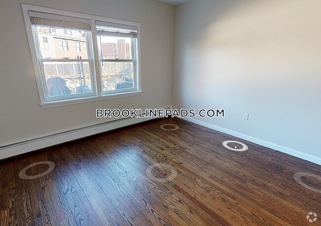 Building Photo - 50 Kent St Rental