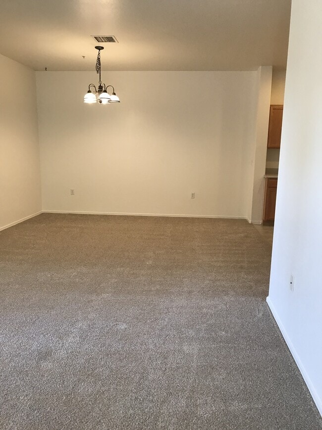 Photo - 3 bed 2 bath Home in Cottonwood Commons Contact Property Pros Go to rentprosaz.com look under Vac...