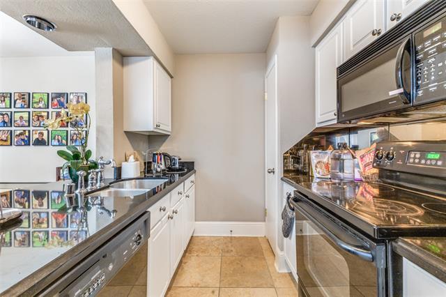 Photo - 5908 Sandhurst Ln Unidad 244