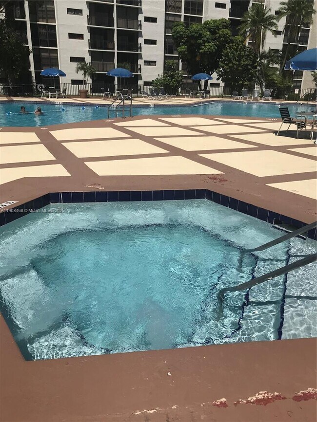 Photo - 16919 N Bay Rd Unit 803