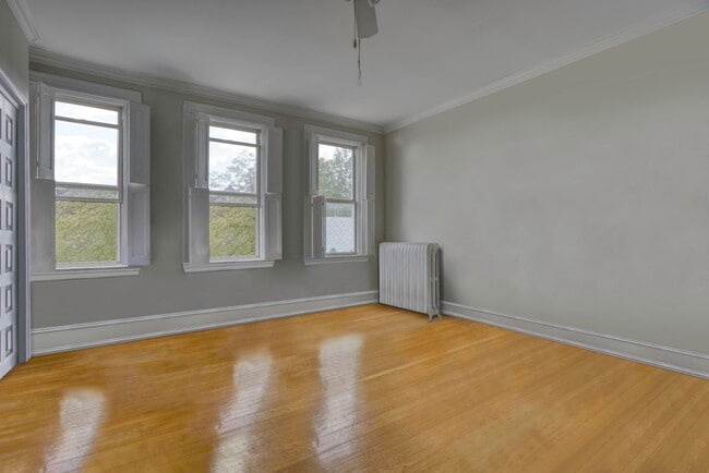 Building Photo - 2813 N Calvert St Unit Main Rental