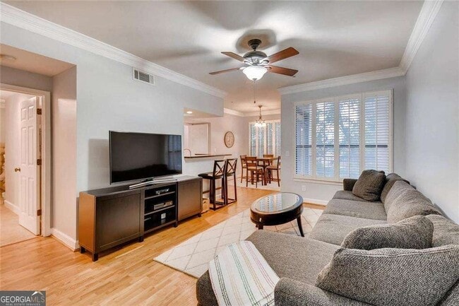Building Photo - 3777 Peachtree Rd NE Unit 1324 Rental