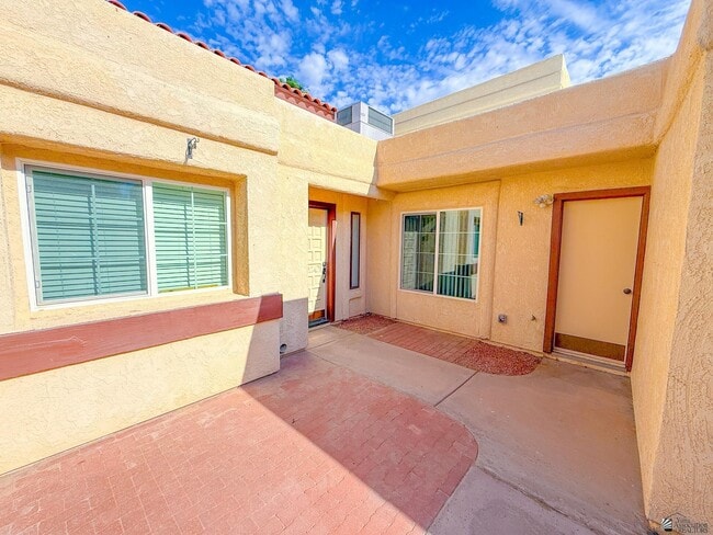 Photo - 10476 S Del Montes