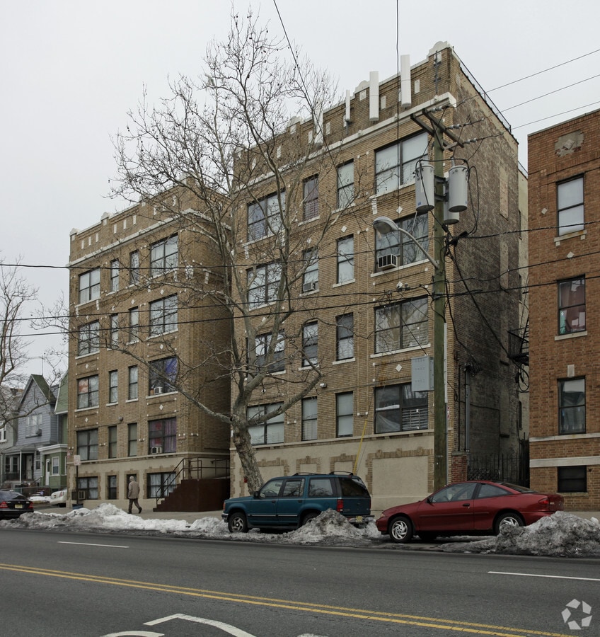 Photo - Kennedy Manor