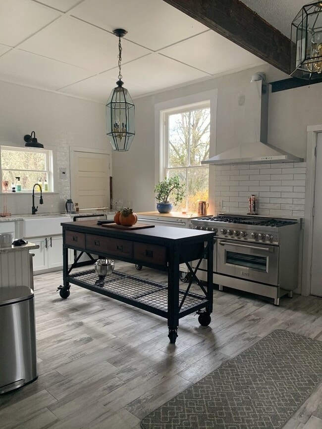 Building Photo - 4209 Carnes Rd Unit 4209 Carnes Rd #2 - Upper Rental