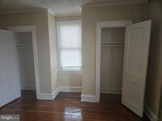 Photo - 5345 W Berks St