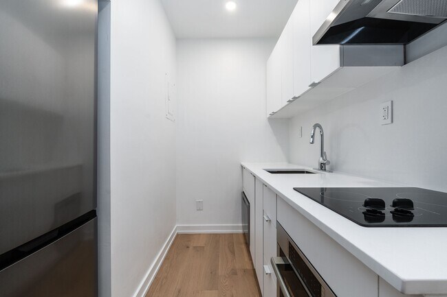 263 Russell Hill Rd