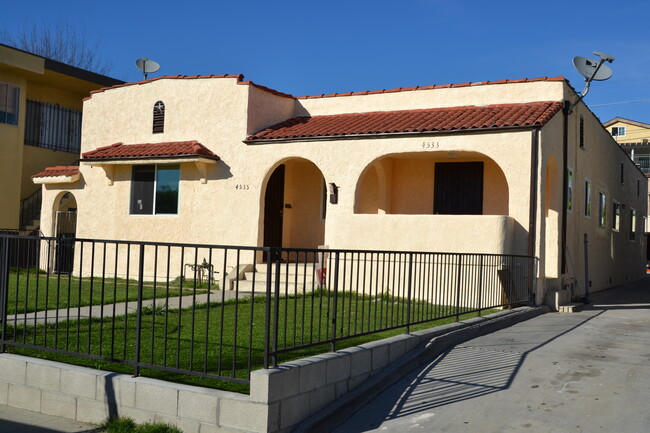 Photo - 4533 Saturn St Unit one