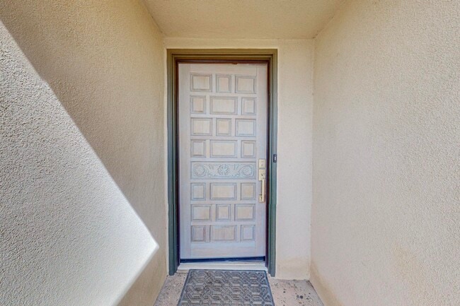 Photo - 876 Tramway Ln Ct NE