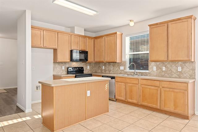 Photo - 11613 Snyder Dr