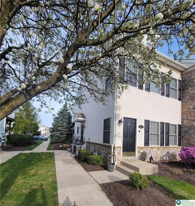 Building Photo - 1783 Chateau Pl