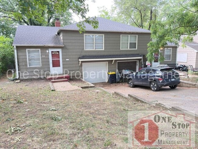 Building Photo - Beautiful 2 Bedroom 1.5 Bathroom in Kansas... Rental