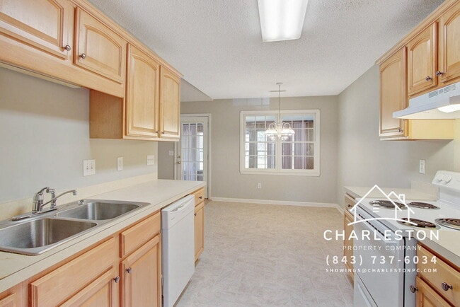 Photo - 1860 Piper Dr