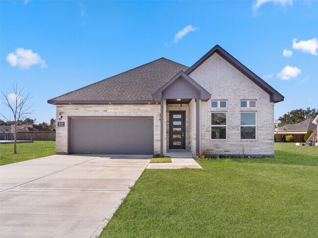 Building Photo - 209 Silverleaf Rd