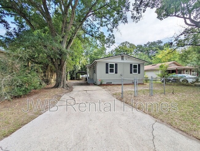 Photo - 2037 Meharry Ave House