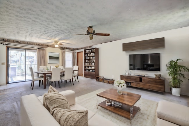 Photo - 503 Fayetteville Rd