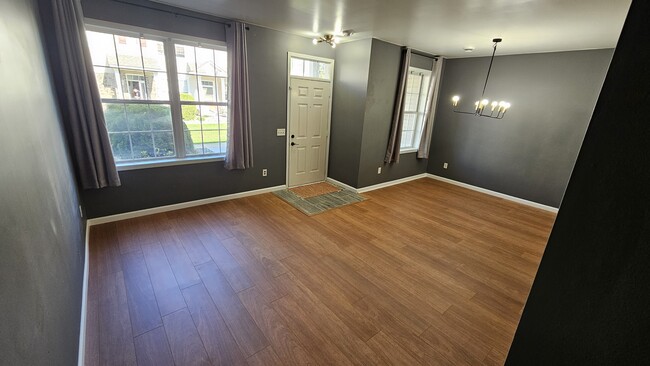 Dining Room - 10991 Oak Grove Cir Townhome
