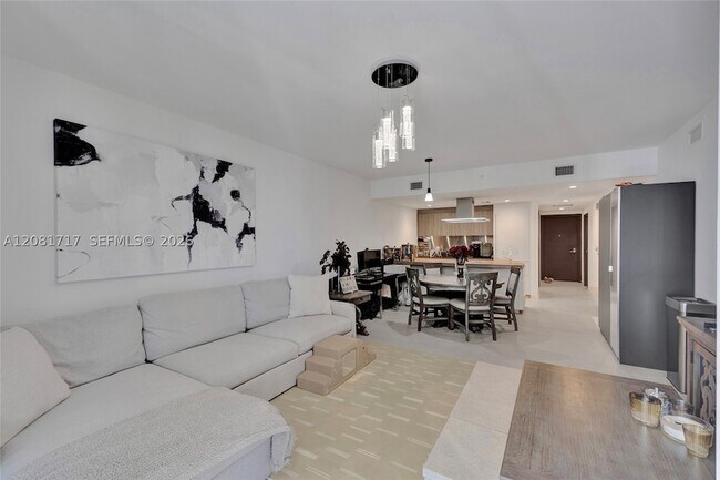 1000 Brickell Plaza Unit 3105