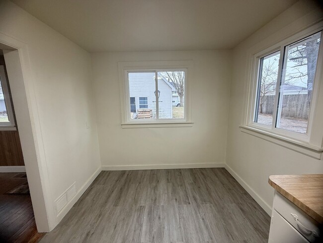 Photo - Nice, Recently Remodeled 2-Bedroom Bungalow with River Access in Bristol