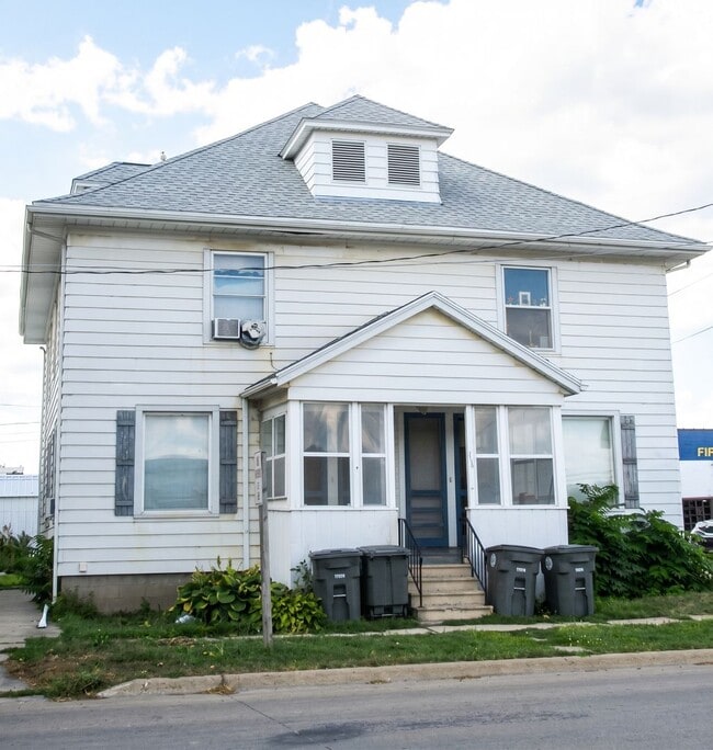 Photo - 518-518 W 6th St Unit 516 1/2