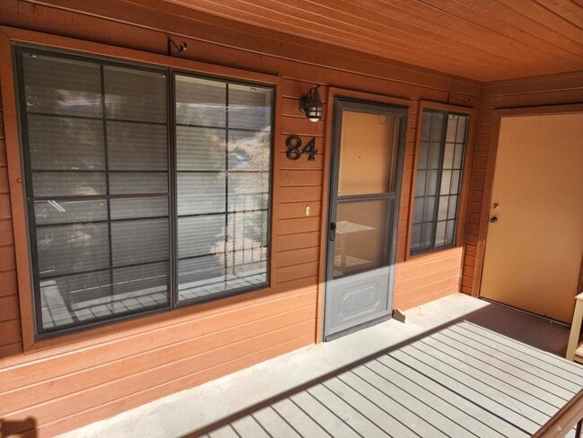 Building Photo - 1084 Tower Butte Dr