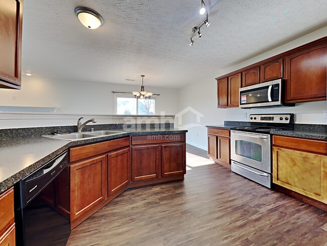 Photo - 7797 Highbrook Dr