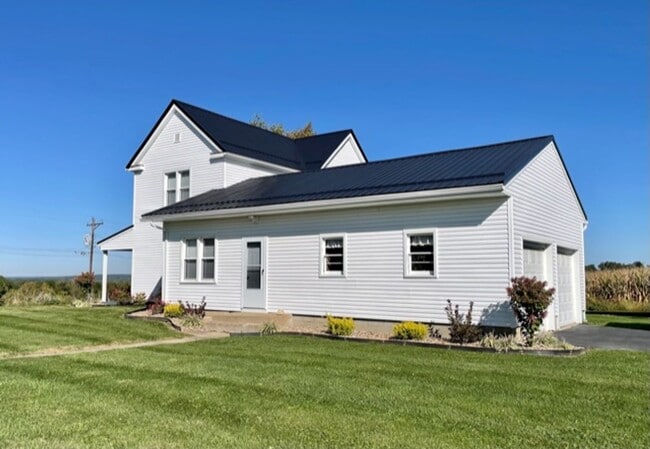 Photo - COUNTRY HOME For Rent!