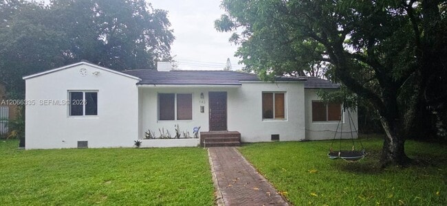 Photo - 142 NW 98th St