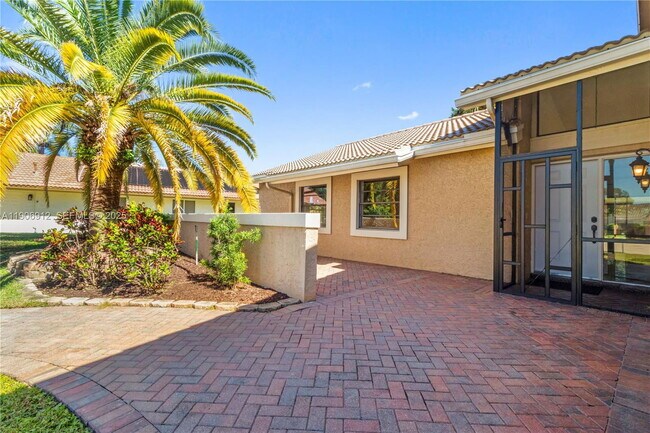 Photo - 21344 Escondido Way E