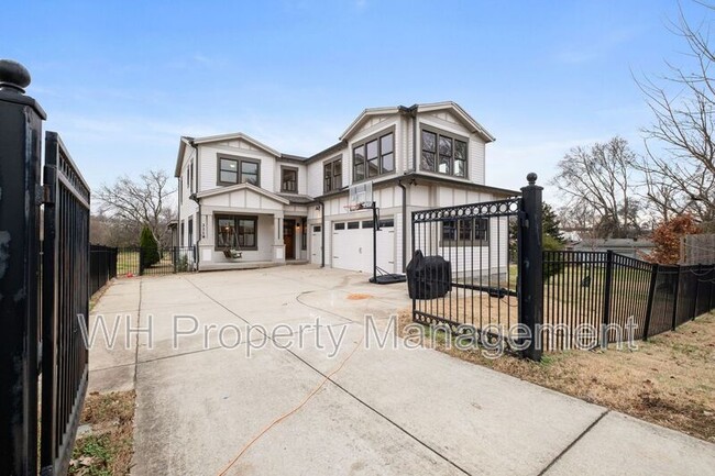Photo - 311B 54th Ave N