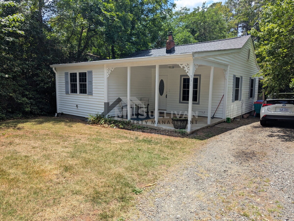 Photo - 531 Lakeshore Dr