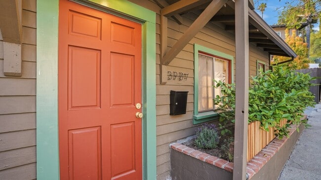 Photo - 3907 Berenice Pl