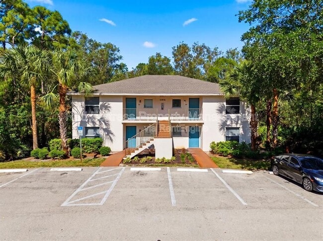Building Photo - 11931 Palm Bay Court Unit 202