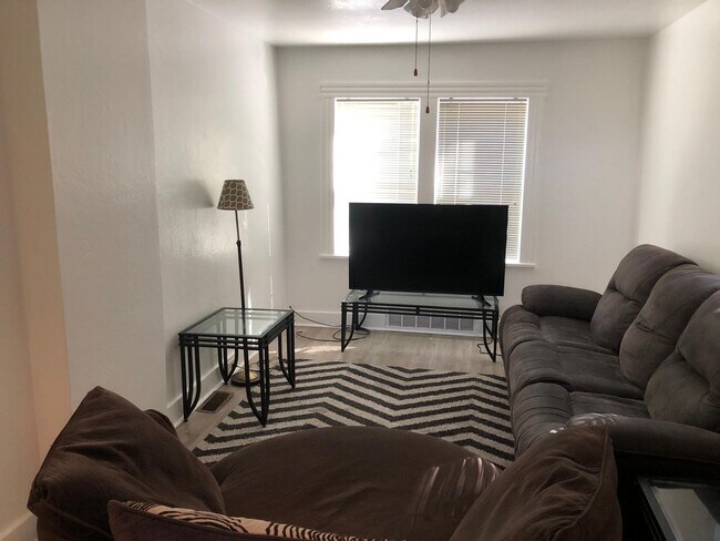 346 2nd Ave Unit Rear