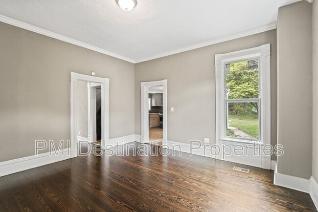 Photo - 718 Prospect St
