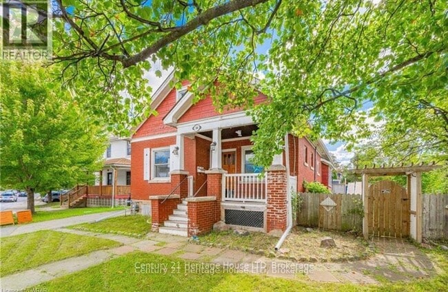 Photo - 364 Glendale Ave