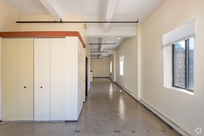 Foto del diseño de interior - Riverside Lofts