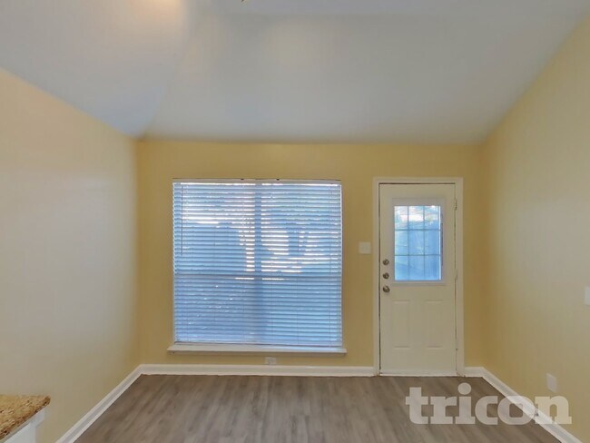 Photo - 2616 Spring Rain Dr