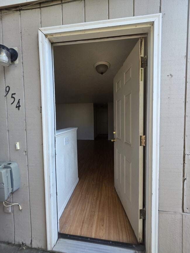 Photo - 954-MHH954 Capitol St NE Unit 1