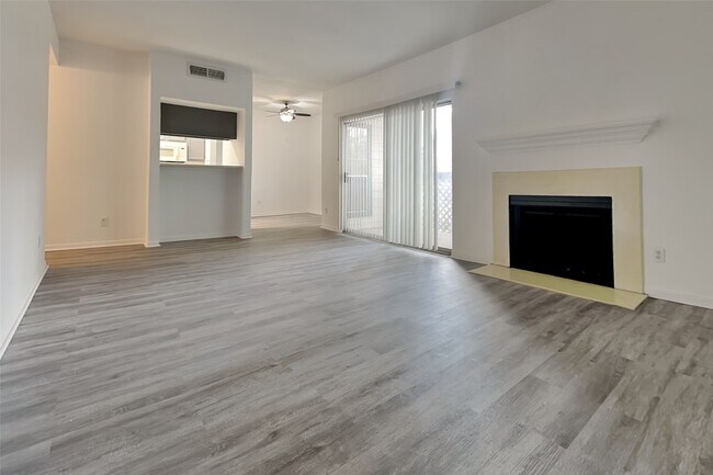 Photo - 6500 Harbor Town Dr Unidad 3208