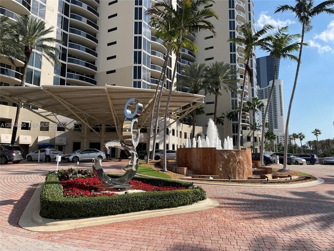 Photo - 17555 Collins Ave Unit 1906