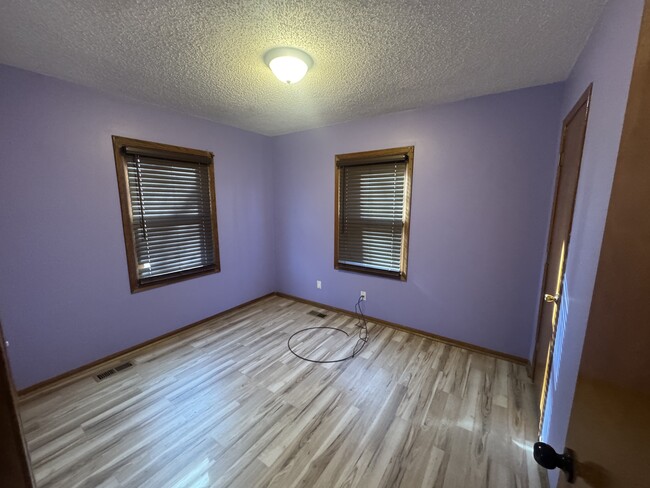 Photo - 2116 S Gold St