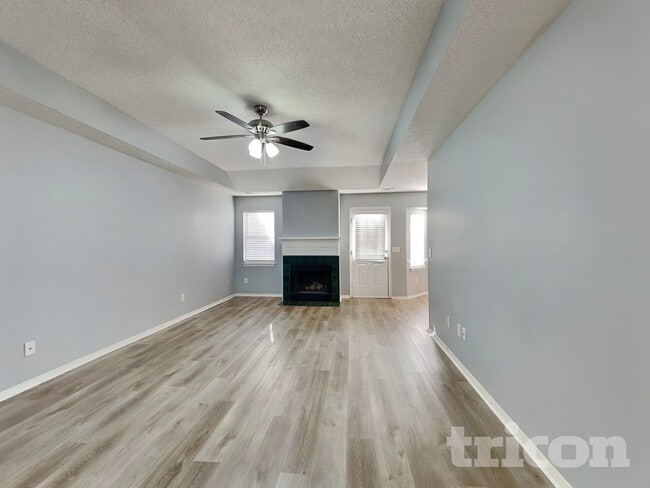 Photo - 85 Brandon Dr