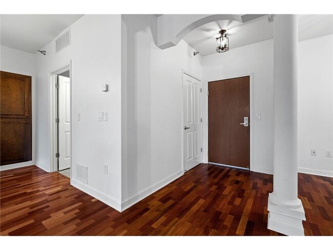 Photo - 317 Groveland Ave Unit 521