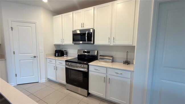 Photo - 2731 Armstrong Ave