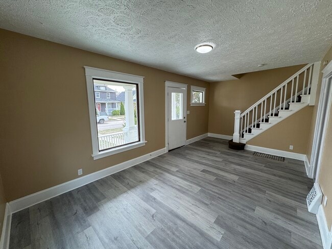 Photo - 1915 11th St