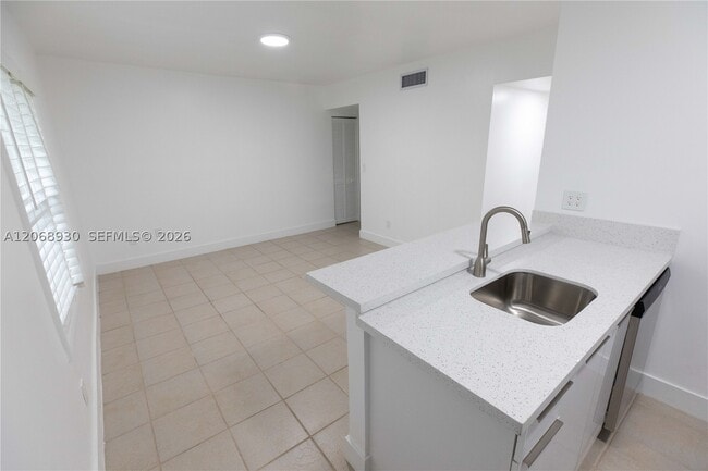 3445 Franklin Ave Unit A