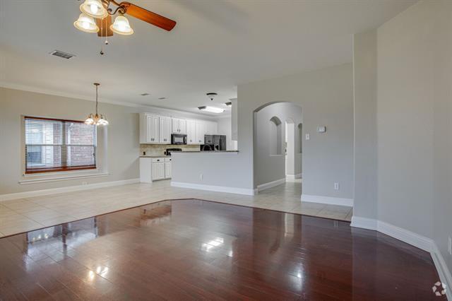 Building Photo - 1001 Atlanta Dr Rental